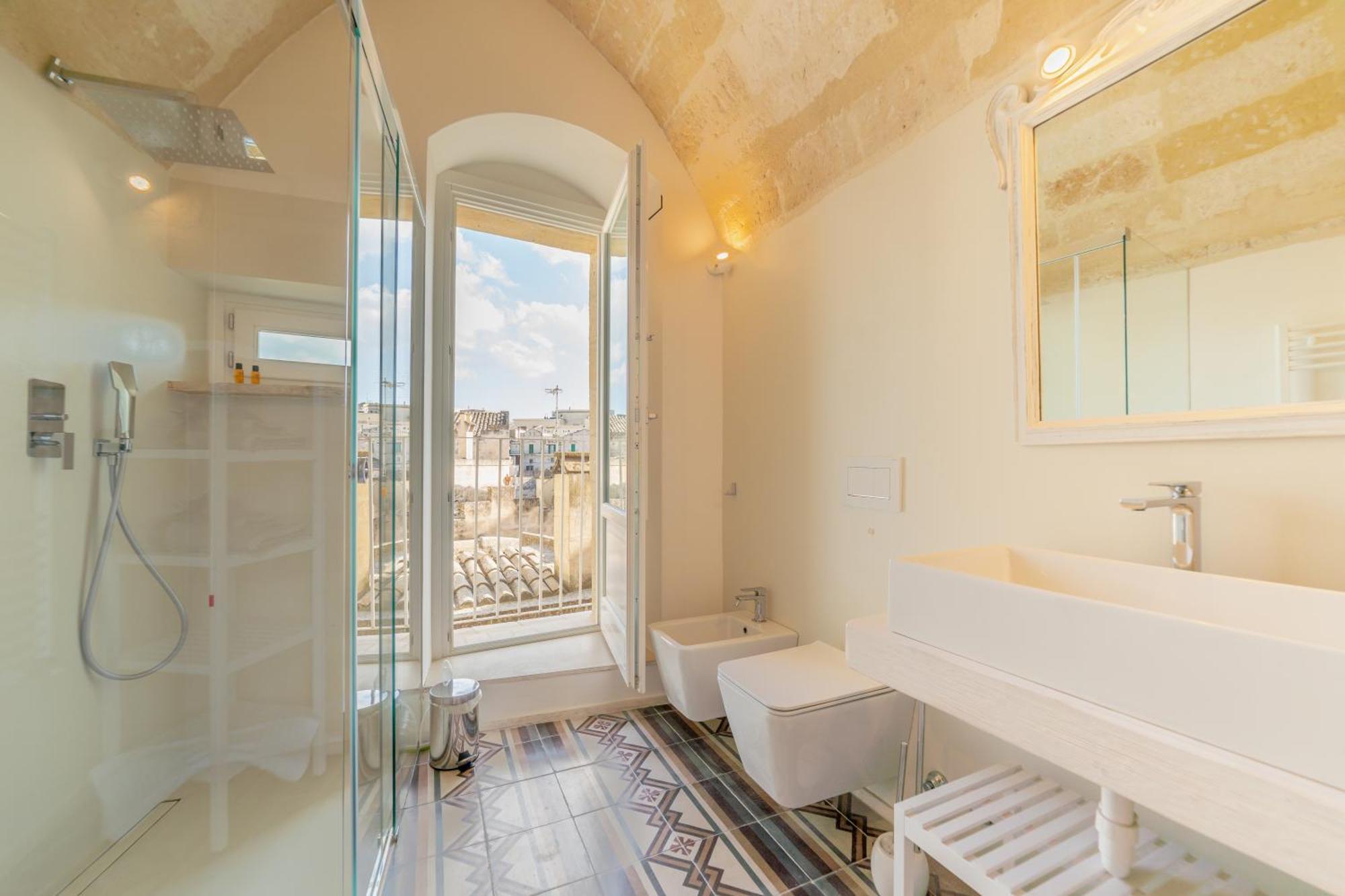 Palazzo Virgintino - Sassi Rooms Матера Экстерьер фото